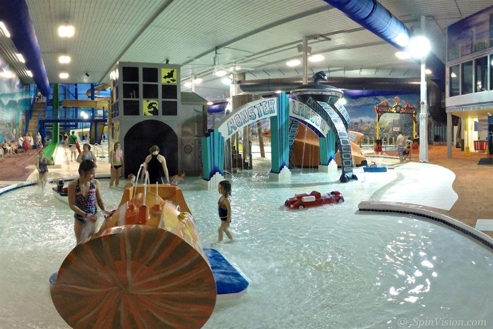 Metropolis Resort - Eau Claire Eksteriør bilde